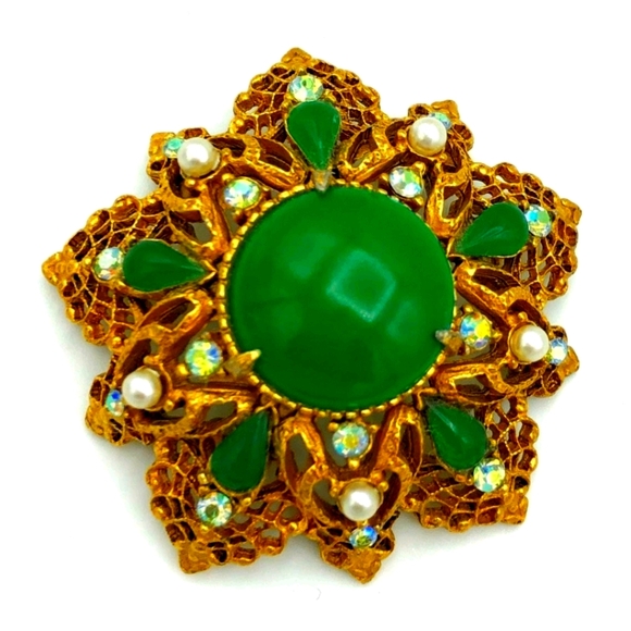 florenza Jewelry - Florenza Jade brooch
